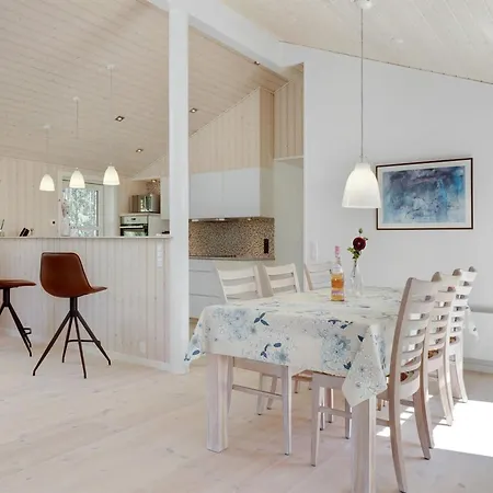 Feriehus Arndis - 600m From The Sea By Interhome Neksø