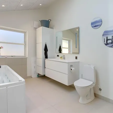 Arndis - 600m From The Sea By Interhome *